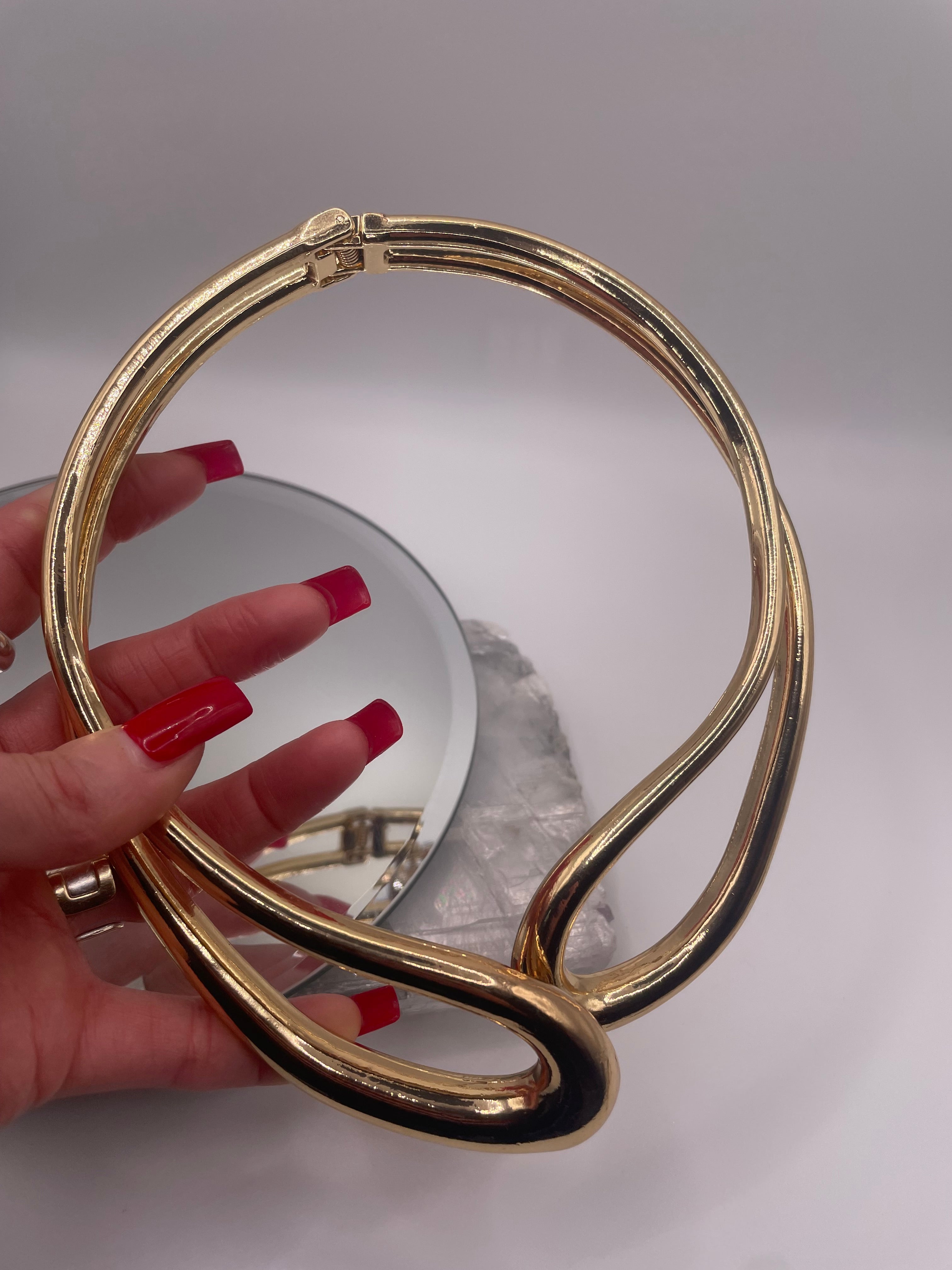 Gold-Tone Collar Necklace Sculptural Hinge Design