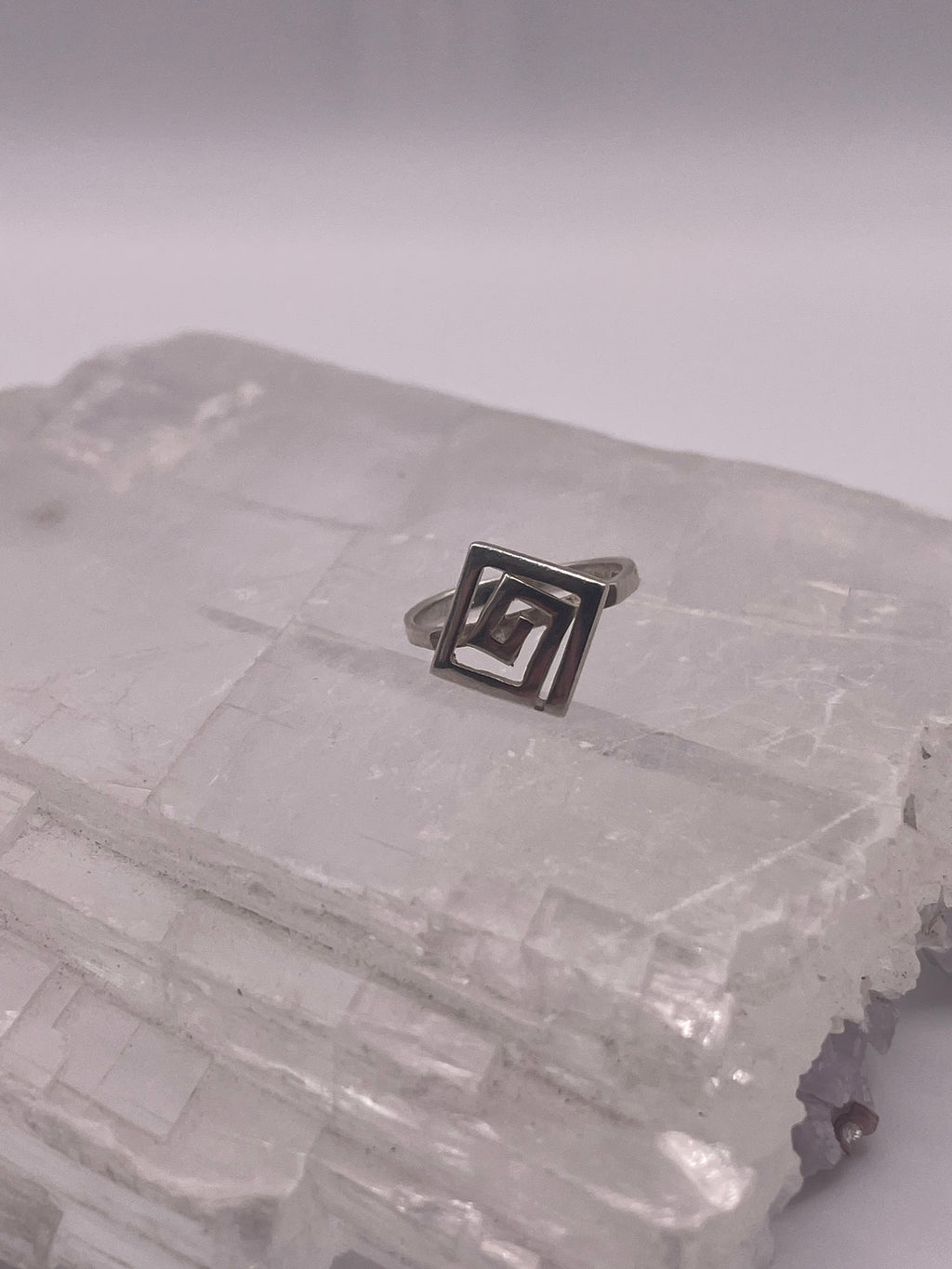 Little Miss Hypnotist Ring