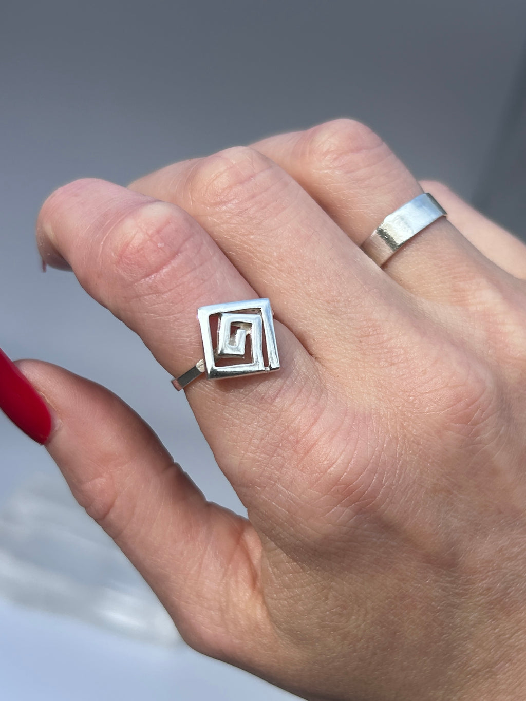 Little Miss Hypnotist Ring